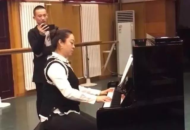 11_17_1510908043589277.jpg 中央民族大学舞蹈学院